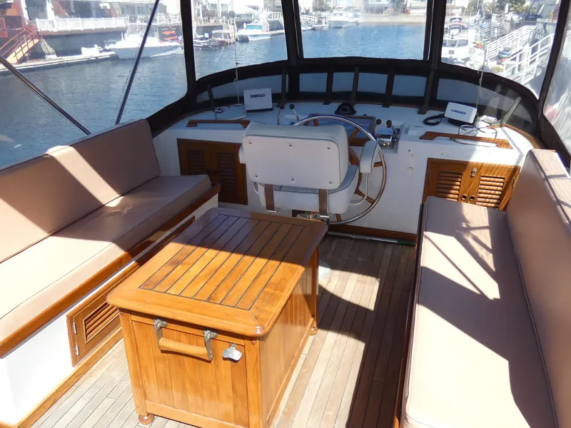 1983 Cheer Men PT 38 Trawler