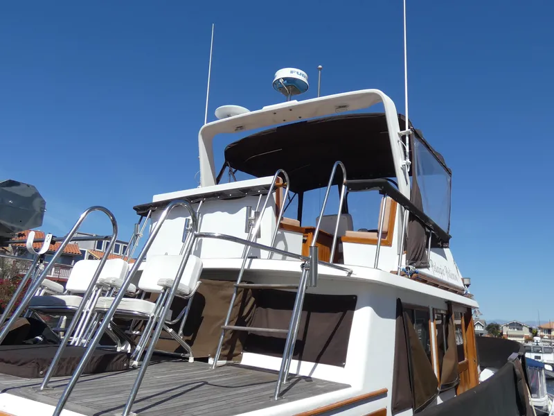 1983 Cheer Men PT 38 Trawler