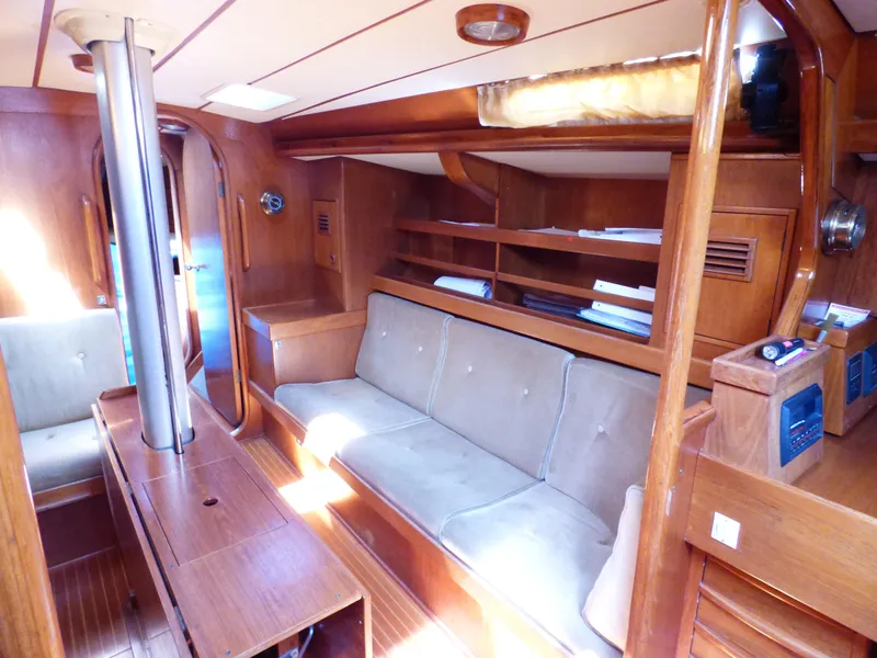Starboard Settee