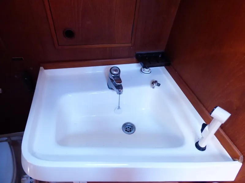 Head Sink