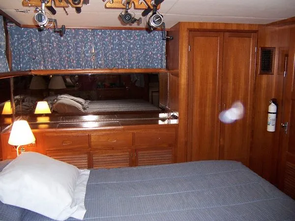 1995 Lien Hwa Vitesse Yacht Fisher