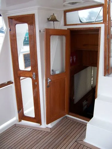1995 Lien Hwa Vitesse Yacht Fisher