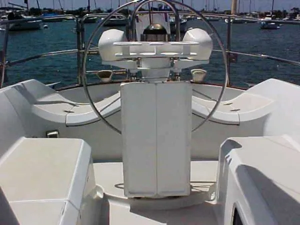 1988 Ericson 200