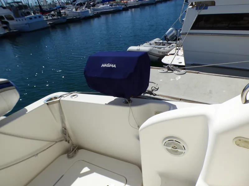2005 Silverton 38 Convertible