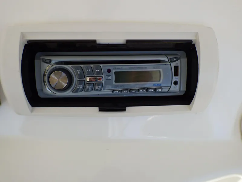 2005 Silverton 38 Convertible