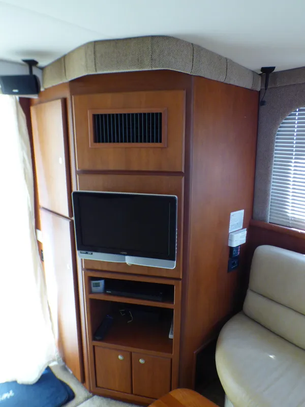 2005 Silverton 38 Convertible