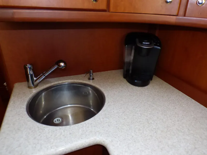 2005 Silverton 38 Convertible