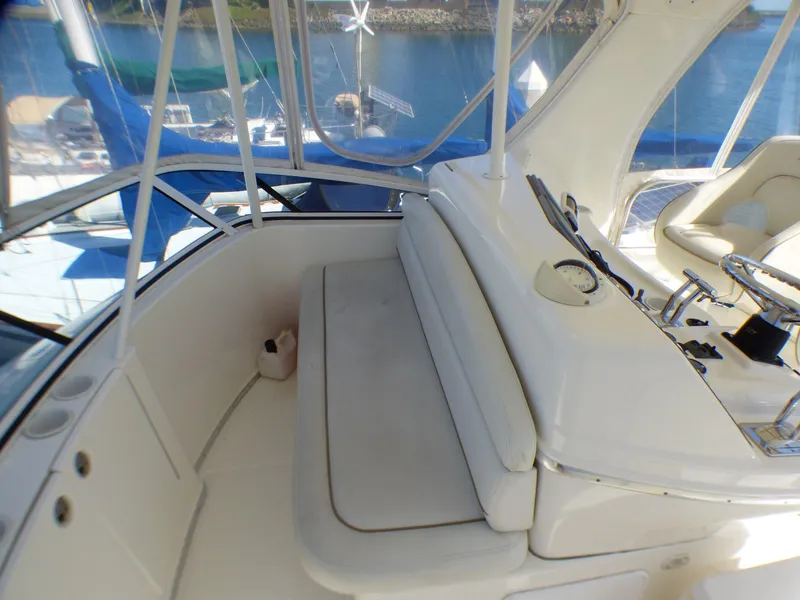 2005 Silverton 38 Convertible