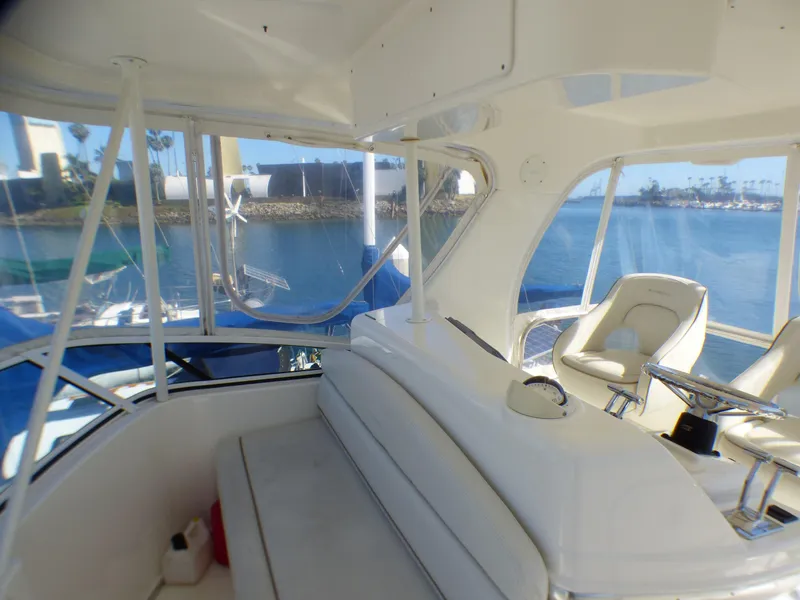 2005 Silverton 38 Convertible