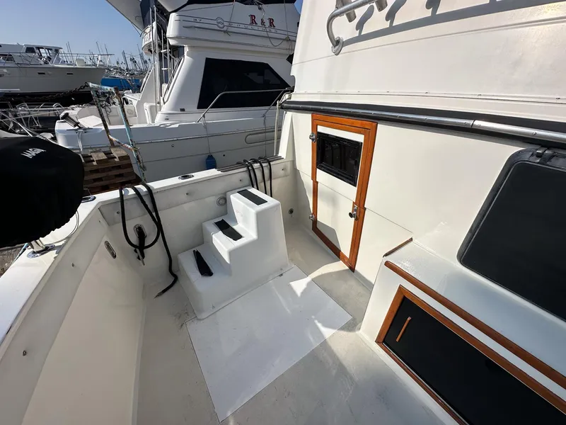1988 Californian 48 Cockpit Motor Yacht