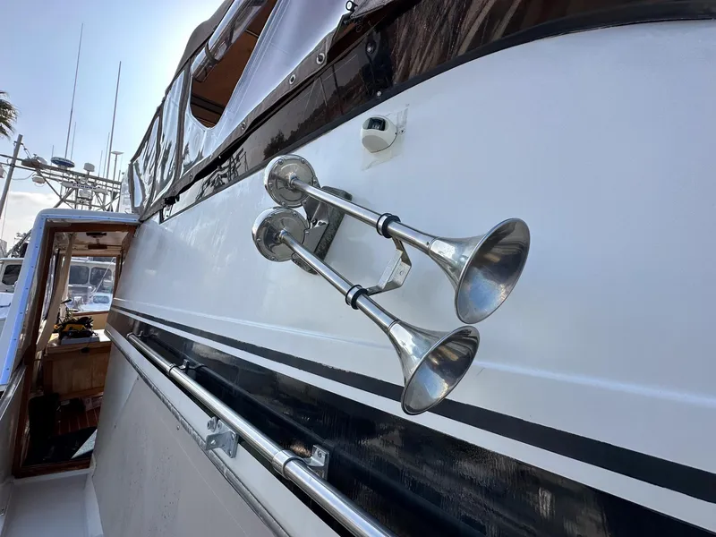 1988 Californian 48 Cockpit Motor Yacht