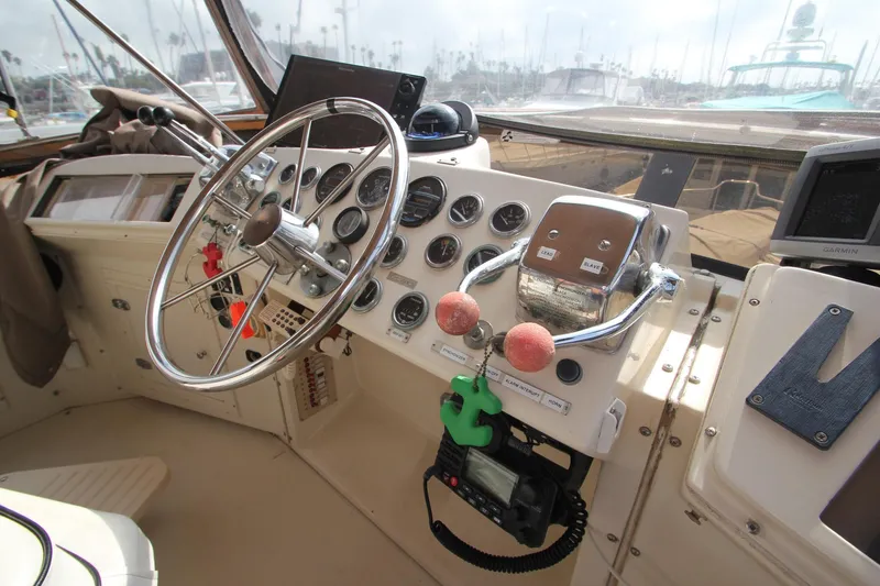 1988 Californian 48 Cockpit Motor Yacht