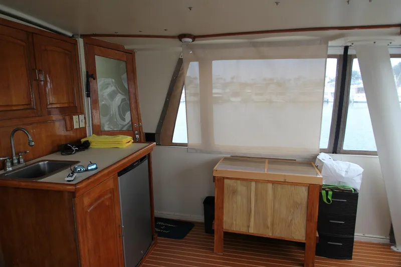 1988 Californian 48 Cockpit Motor Yacht
