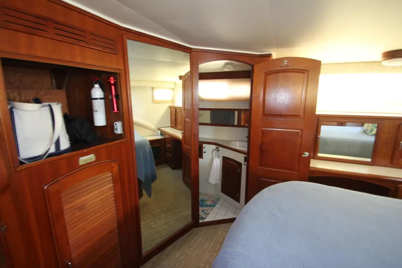 1988 Californian 48 Cockpit Motor Yacht