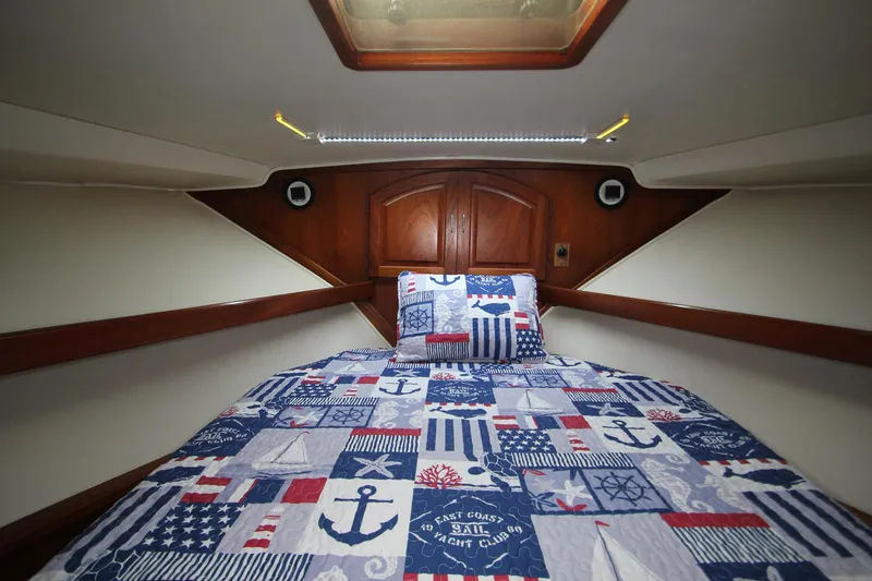 1988 Californian 48 Cockpit Motor Yacht