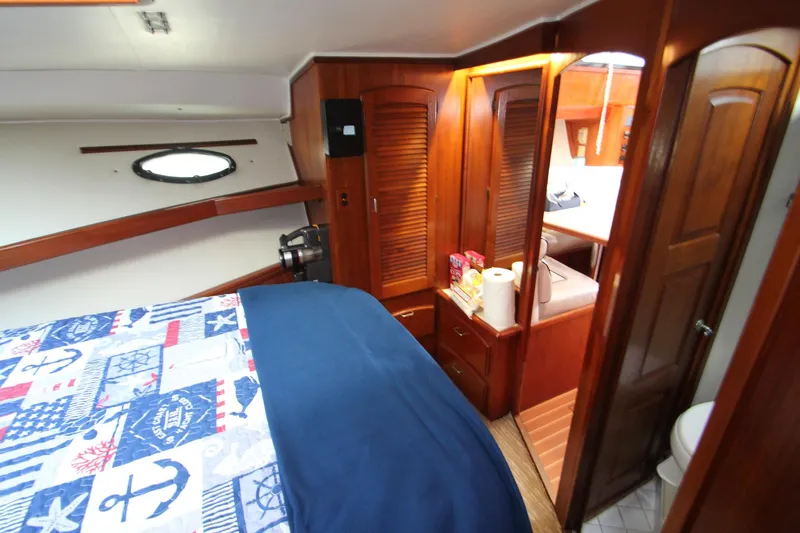 1988 Californian 48 Cockpit Motor Yacht