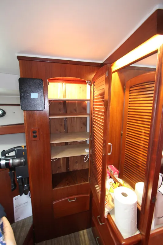 1988 Californian 48 Cockpit Motor Yacht