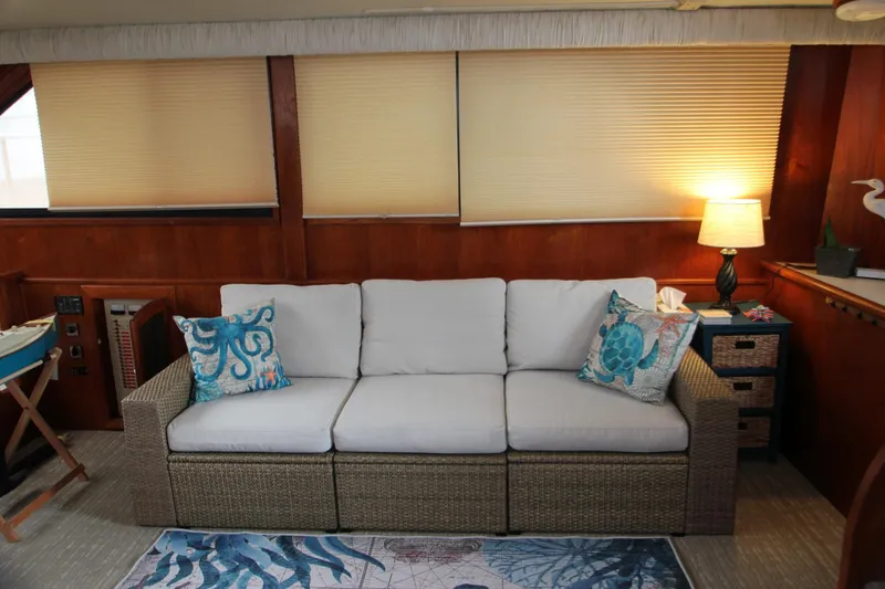 1988 Californian 48 Cockpit Motor Yacht