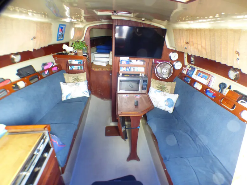 1978 Ericson 27 Sloop