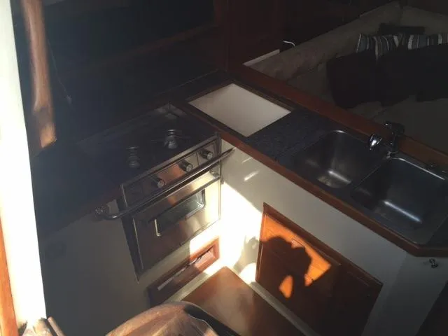 1985 Catalina 36