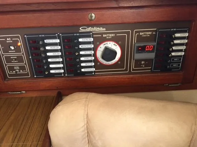 DC Breaher Panel/Nav Station