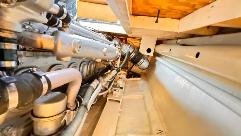 1989 Egg Harbor 43 Convertible Sport Fisherman