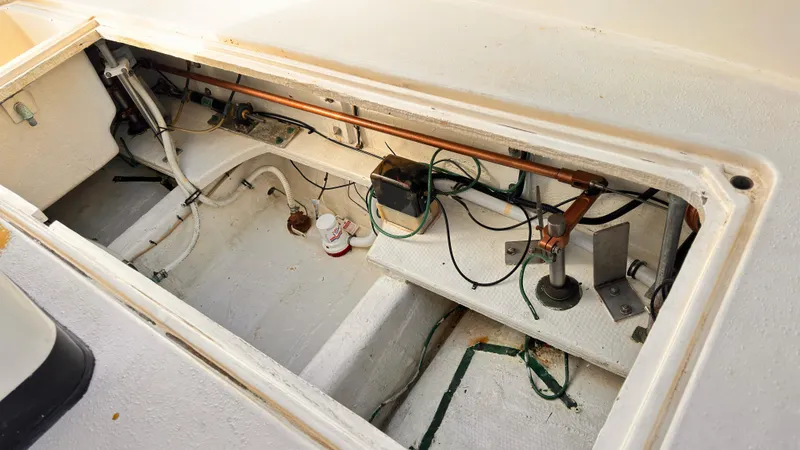 1989 Egg Harbor 43 Convertible Sport Fisherman