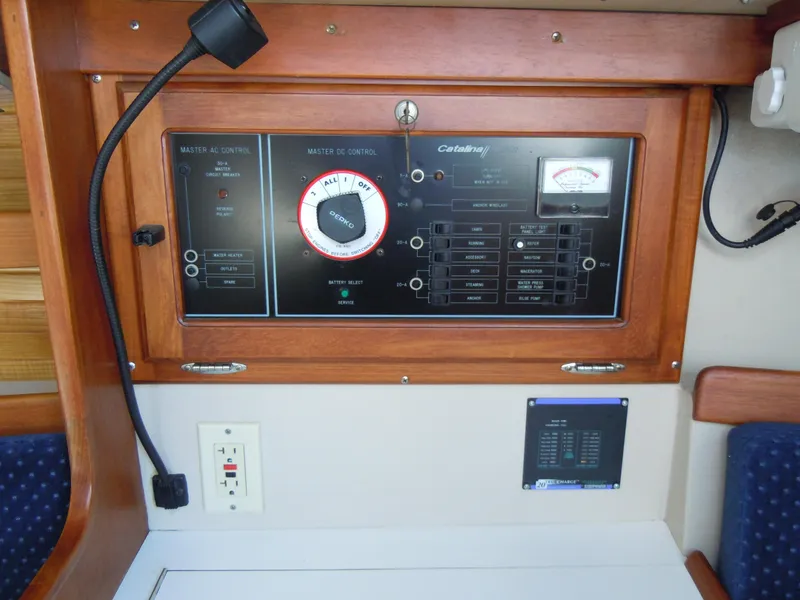1989 Catalina MkII 30