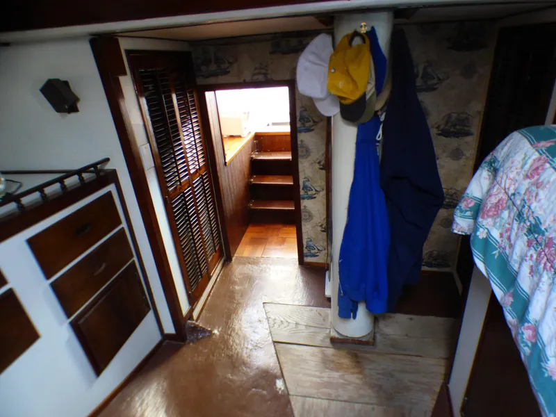 Looking Forward in Aft Cabin