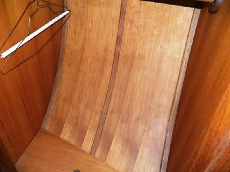 MASTER HANGING LOCKER