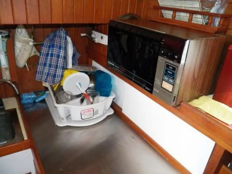 STAINLESS STEEL COUNTER TOPS GALLEY