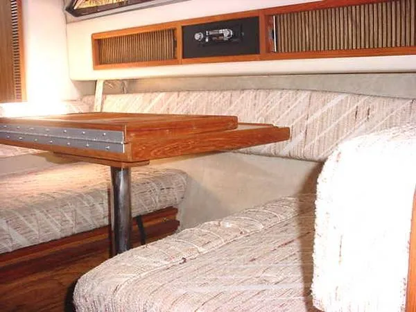 1987 Sea Ray 268 Sundancer & trailer