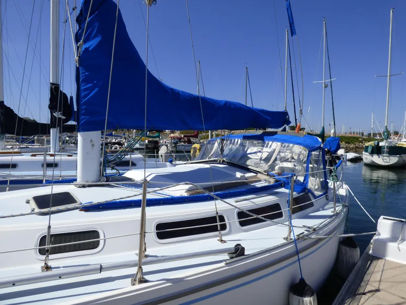 1982 Catalina 30