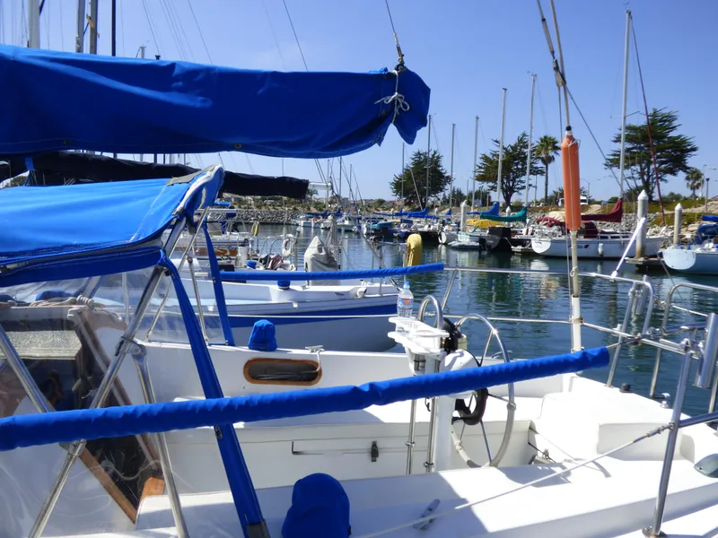 1982 Catalina 30