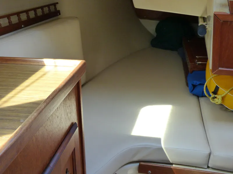 1982 Catalina 30