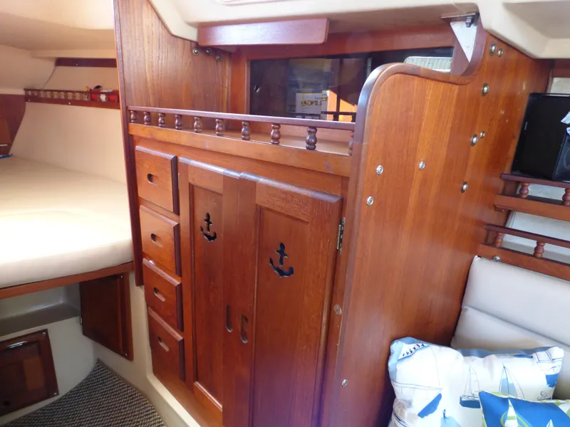 1982 Catalina 30