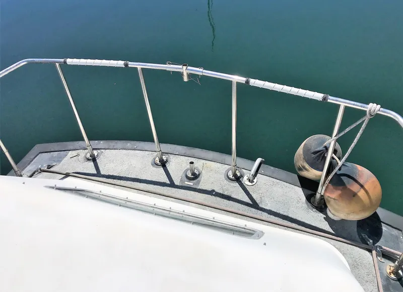 1993 Willard Marine 12 meter Navy Admirals Launch