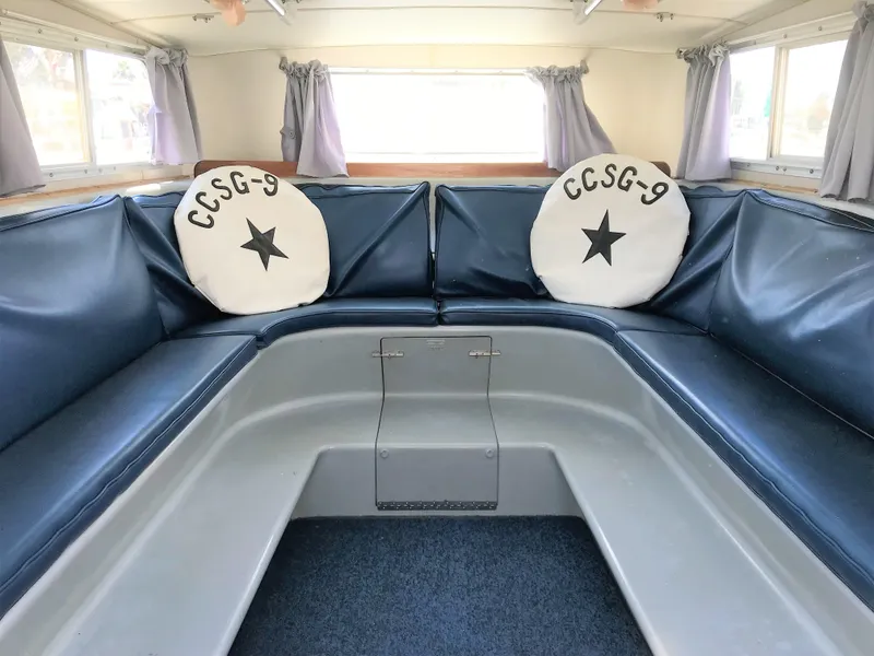 1993 Willard Marine 12 meter Navy Admirals Launch