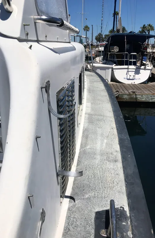 1993 Willard Marine 12 meter Navy Admirals Launch