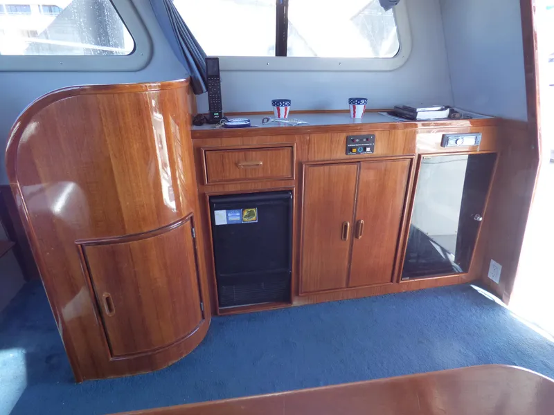 Entertainment cabinet