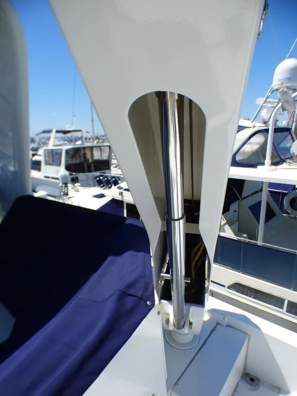 2006 Navigator 4800 Pilothouse/Sedan