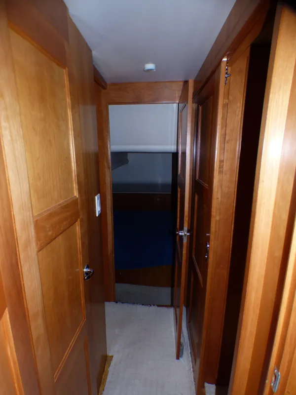 2006 Navigator 4800 Pilothouse/Sedan