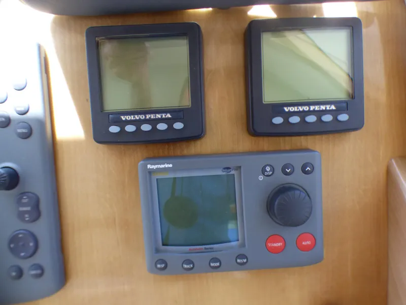 2006 Navigator 4800 Pilothouse/Sedan