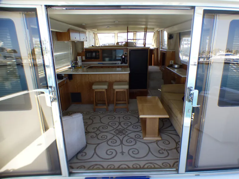2006 Navigator 4800 Pilothouse/Sedan