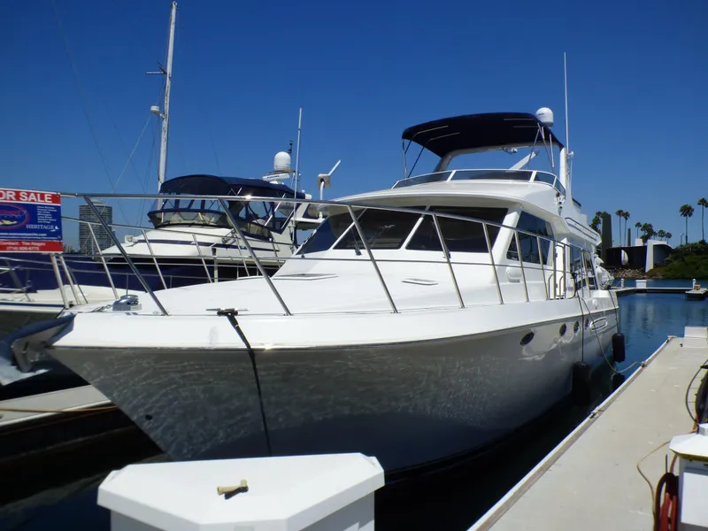 2006 Navigator 4800 Pilothouse/Sedan