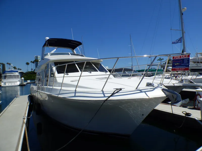 2006 Navigator 4800 Pilothouse/Sedan