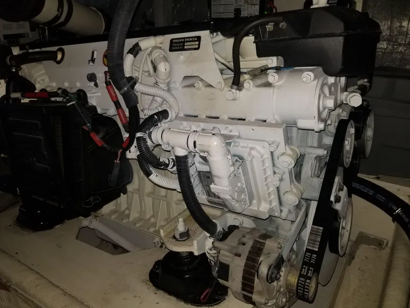 2006 Navigator 4800 Pilothouse/Sedan