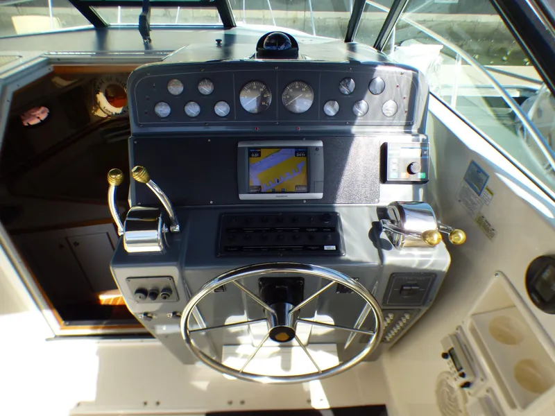 1995 Tiara Yachts Open