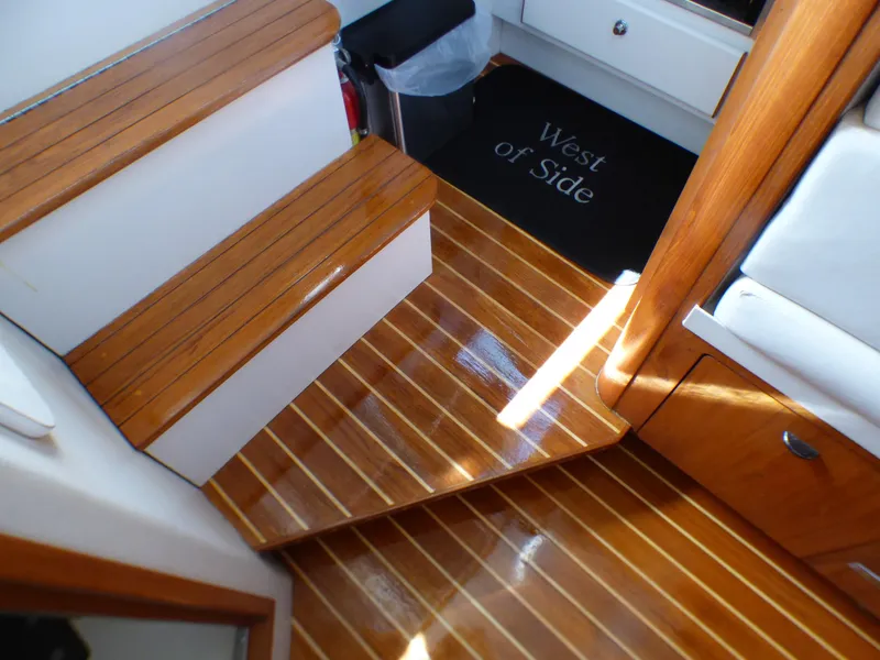 1995 Tiara Yachts Open