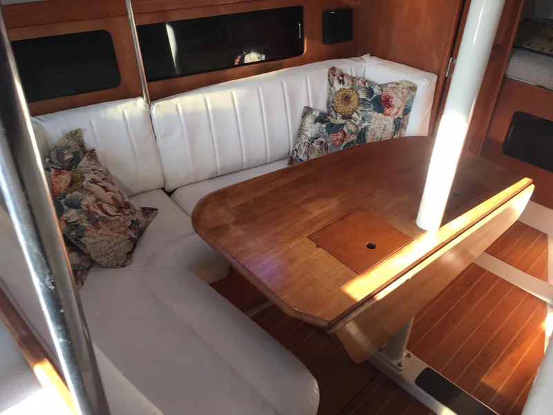 1990 Hunter 35.5